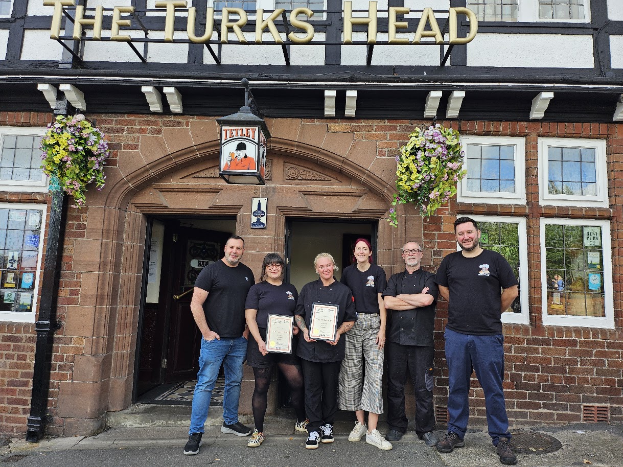 (14/11/26) Super Regional Pub of the Year Presentation